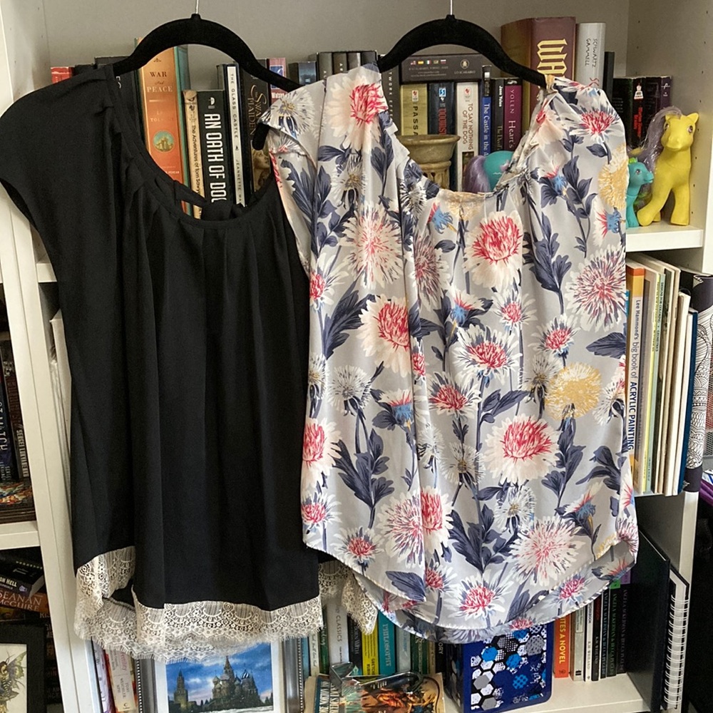 Last Chance! 
2 pack drapey shirts, size L
